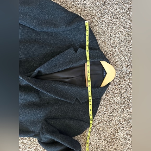 Men’s Turnbury Wool Coat - Picture 10 of 13